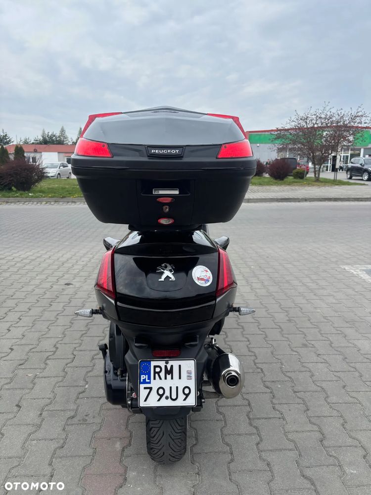 Peugeot Metropolis - 5