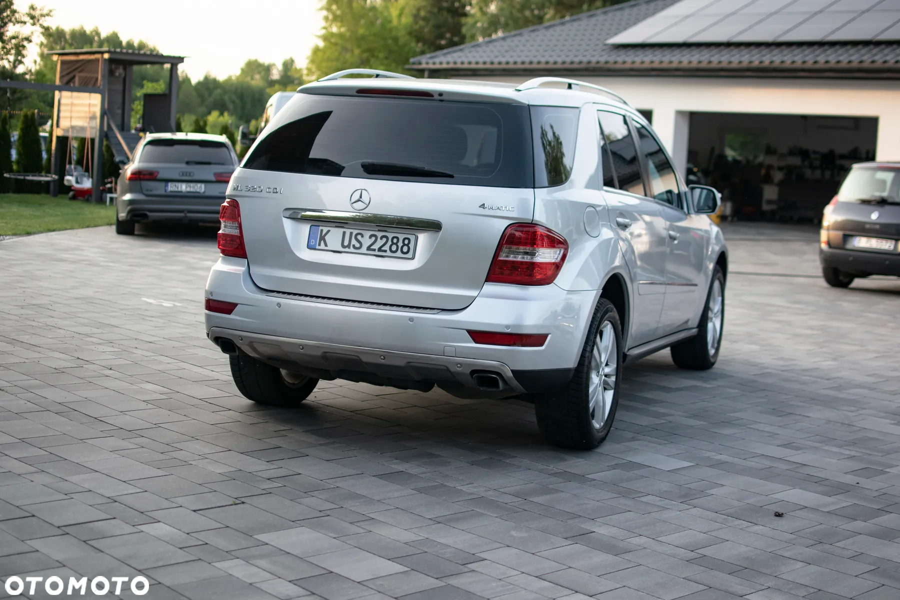 Mercedes-Benz ML - 13