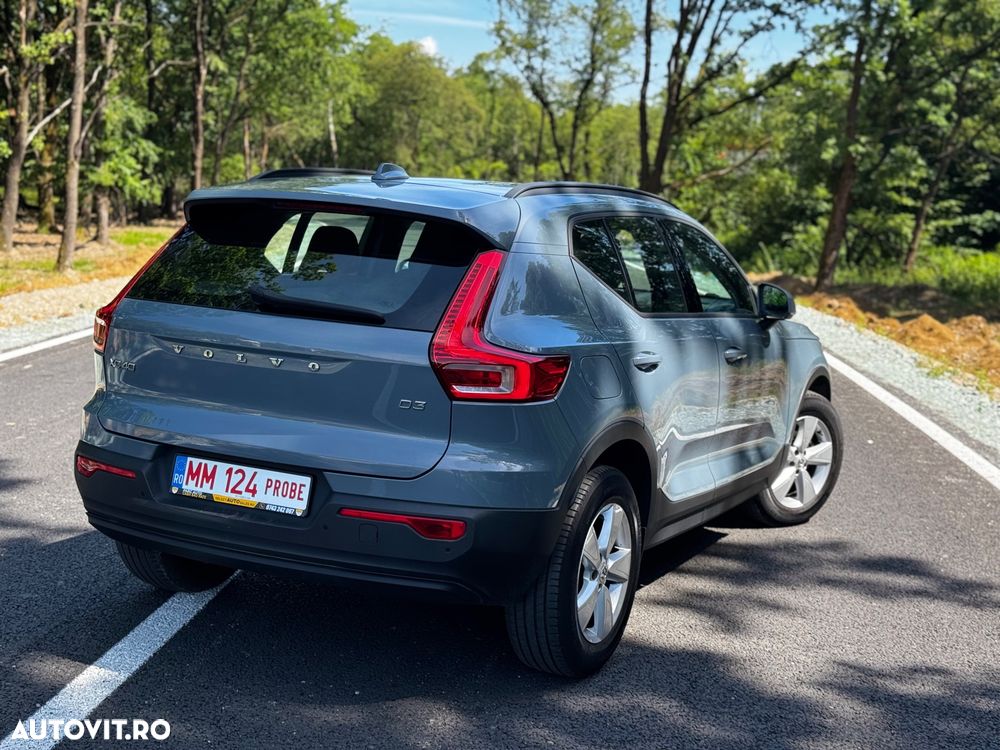 Volvo XC 40 D3 Momentum Pro - 3