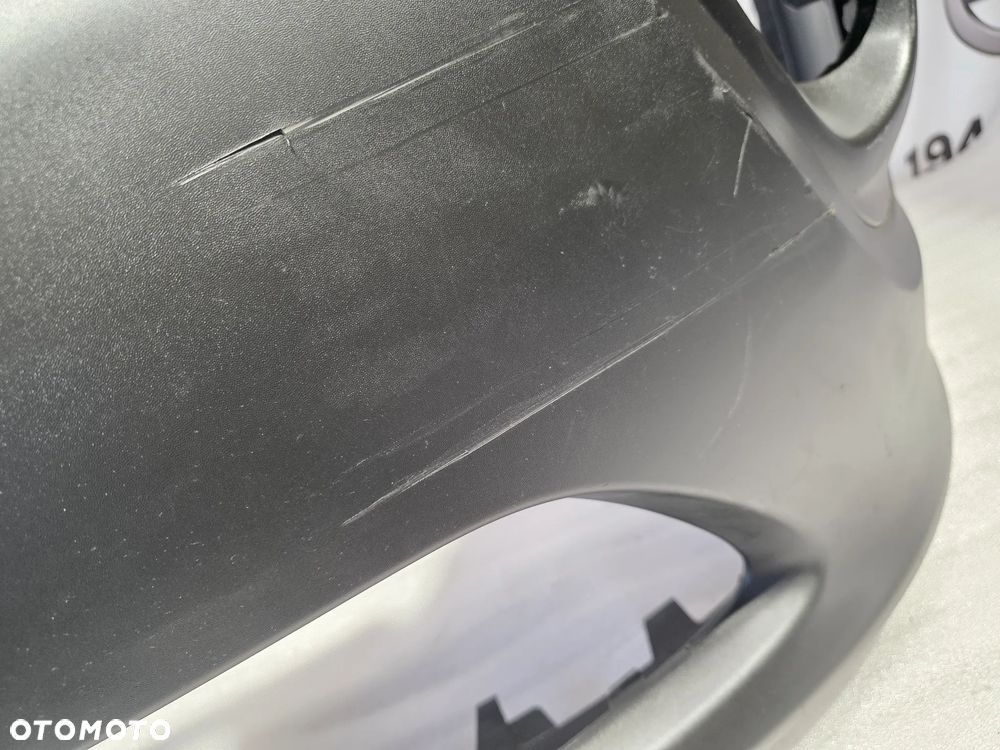 OPEL VIVARO B 14- ZDERZAK PRZEDNI PRZÓD NA HALOGENY NR 93868852 / 620228716R NR AUKCJI NZ2007 - 14
