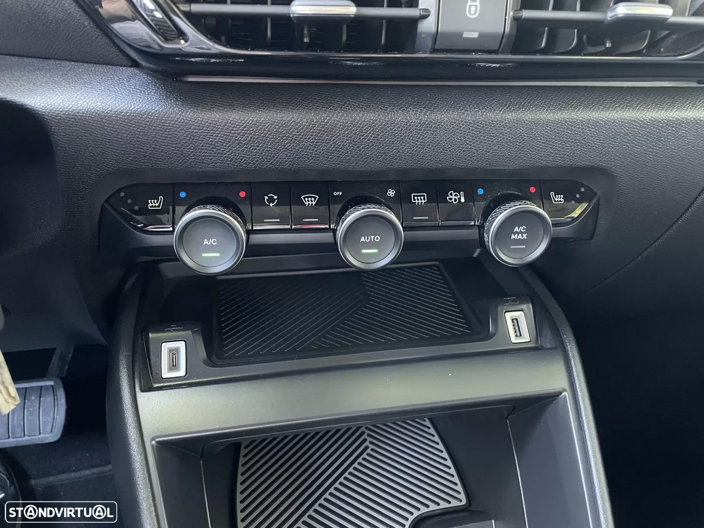 Citroën C4 1.2 PureTech Feel Pack EAT8 - 23
