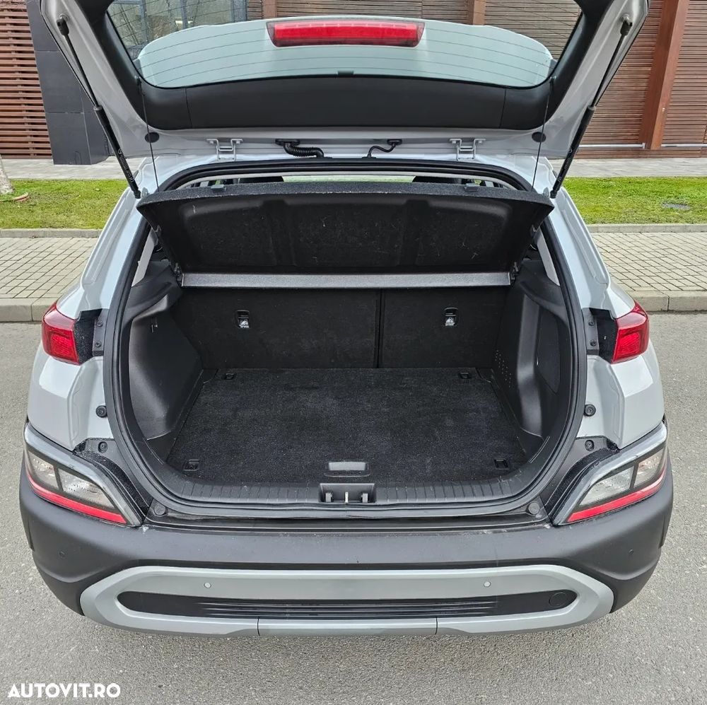 Hyundai KONA 1.6 CRDi 48V-Hybrid DCT Prime - 13