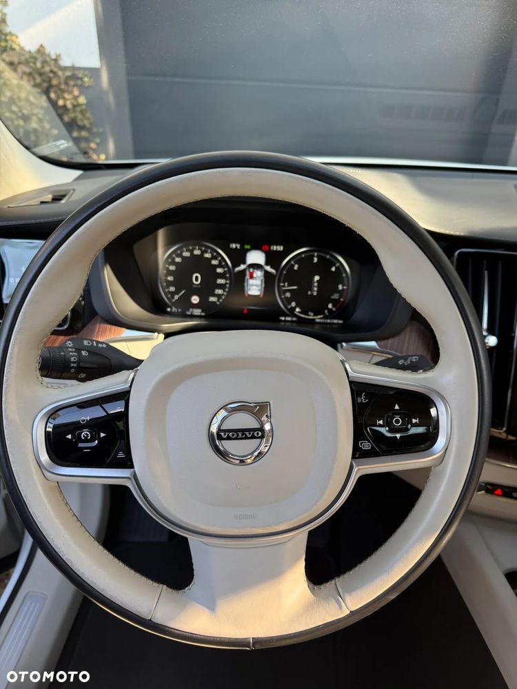 Volvo XC 60 D4 Inscription - 23