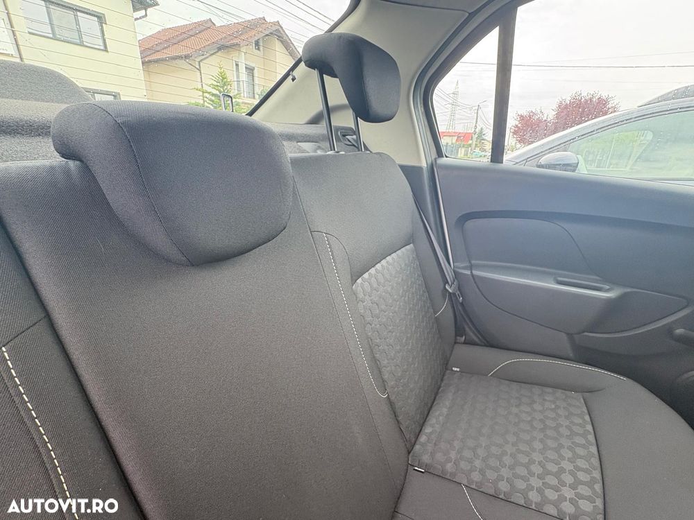 Dacia Logan 1.6 MPI Laureate - 22