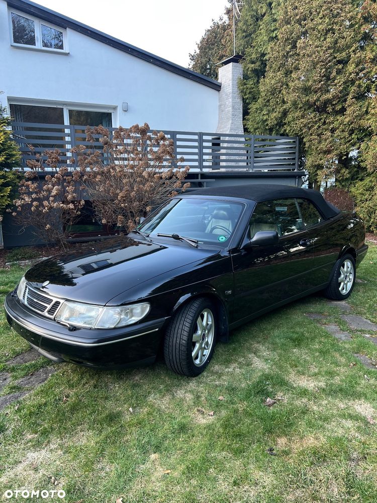 Saab 900 - 20