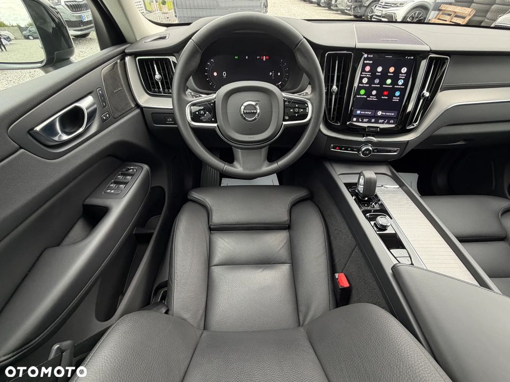 Volvo XC 60 B4 D AWD Ultimate Dark - 37