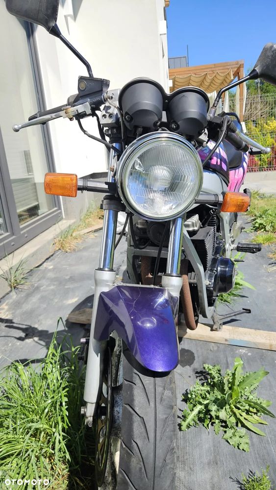 Suzuki GS - 8
