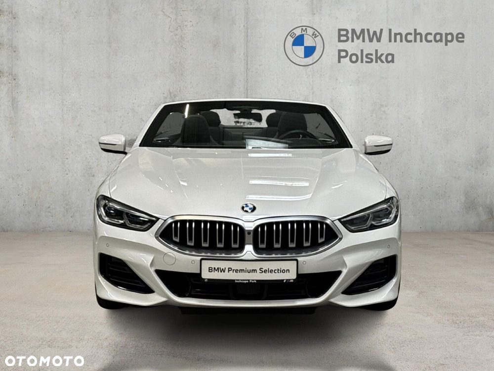 BMW Seria 8 840i - 11