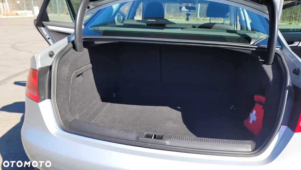 Audi A4 Limousine 1.8 TFSI quattro Ambition - 18