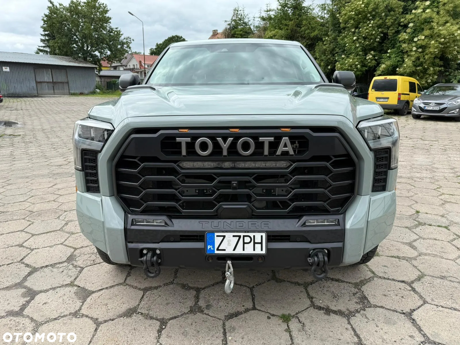 Toyota Tundra - 16