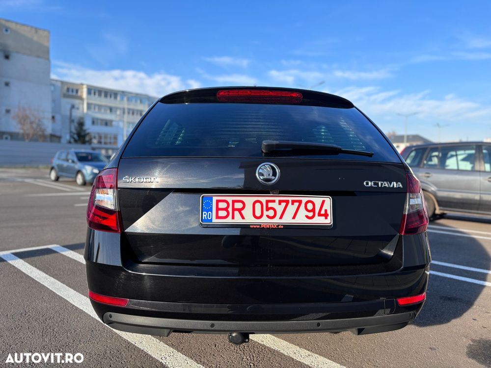 Skoda Octavia 2.0 TDI DSG Selection - 6