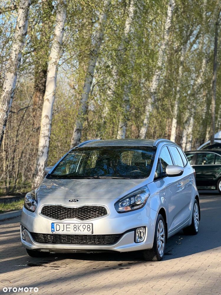 Kia Carens 1.6 GDI M EU6 - 1