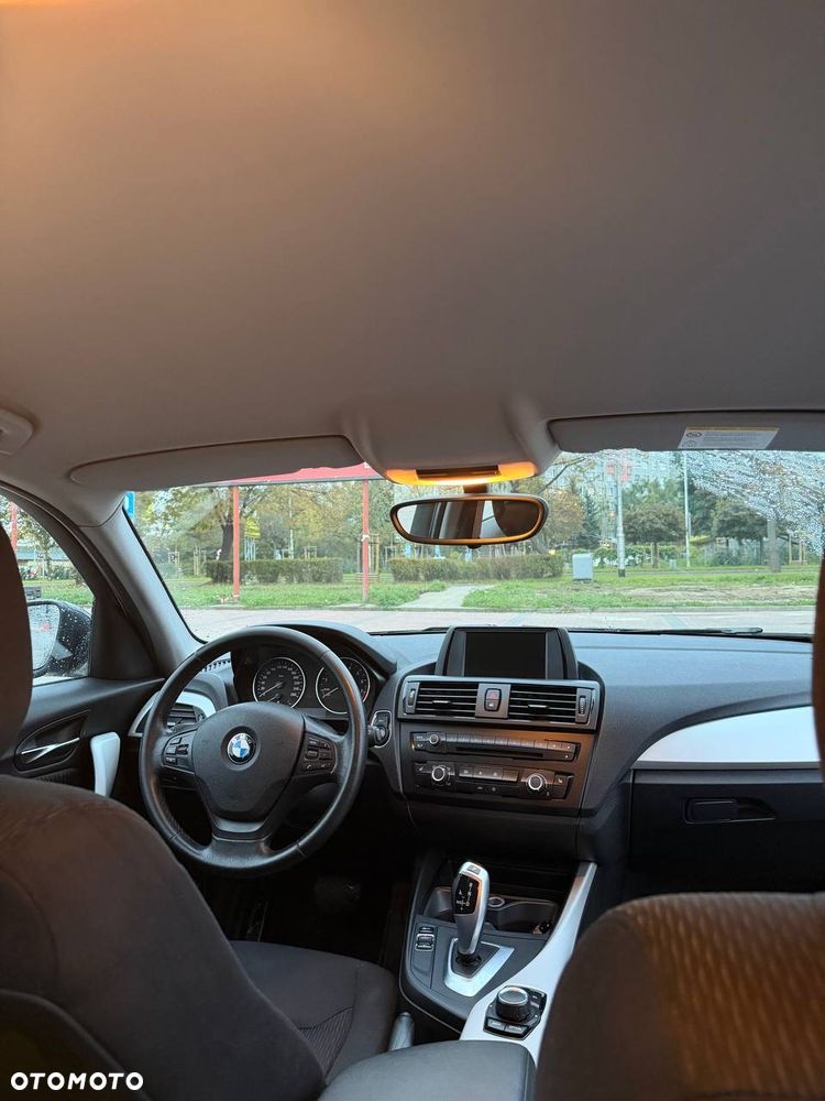 BMW Seria 1 116i - 8