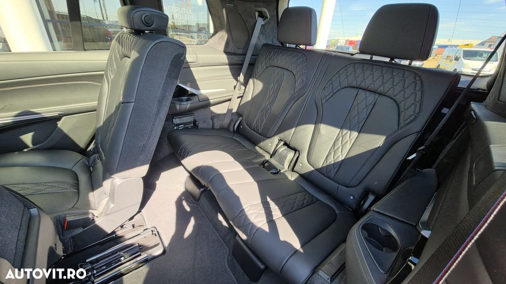 BMW X7 - 12