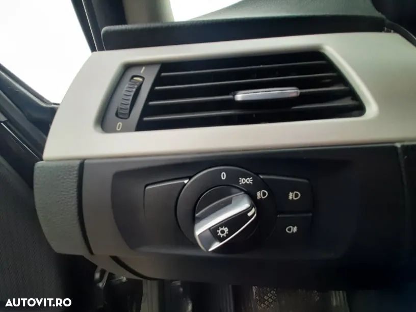 BMW Seria 3 320d - 16