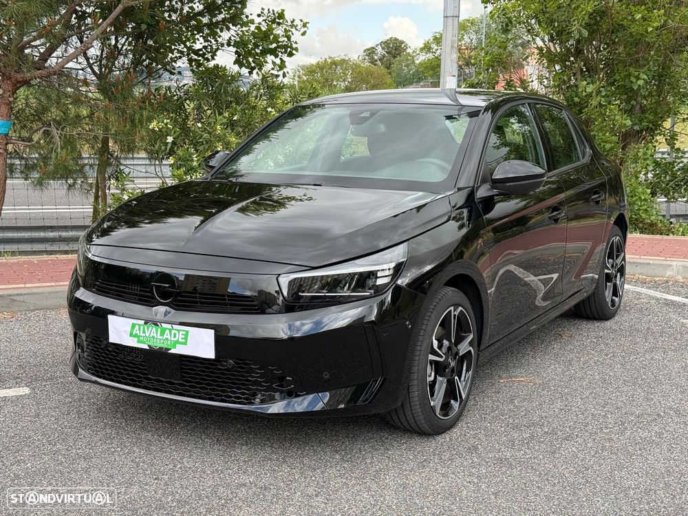 Opel Corsa 1.2 T GS - 2