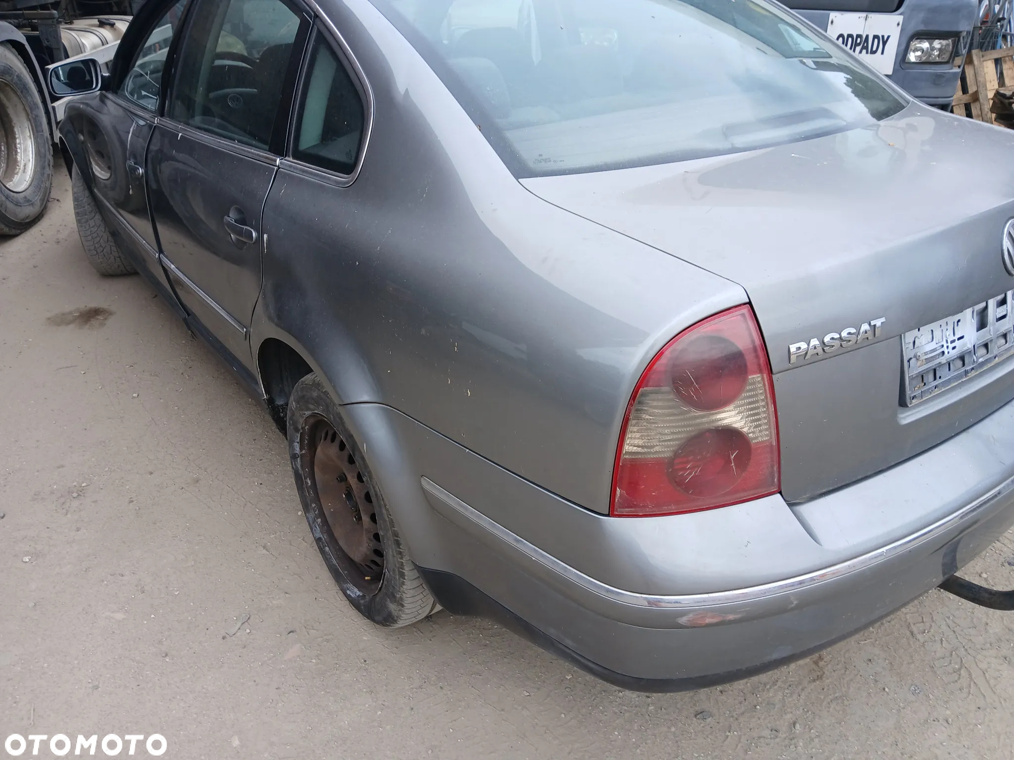 volkswagen passat B5 lift sedan LD7W silnik 1.9 TDI 130 KM pompowtrysk AVB skrzynia EEN napęd - 2