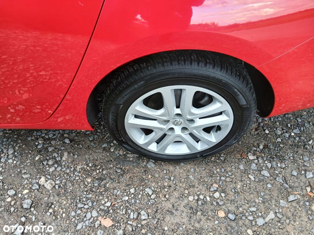 Opel Astra 1.4 Turbo Edition - 37