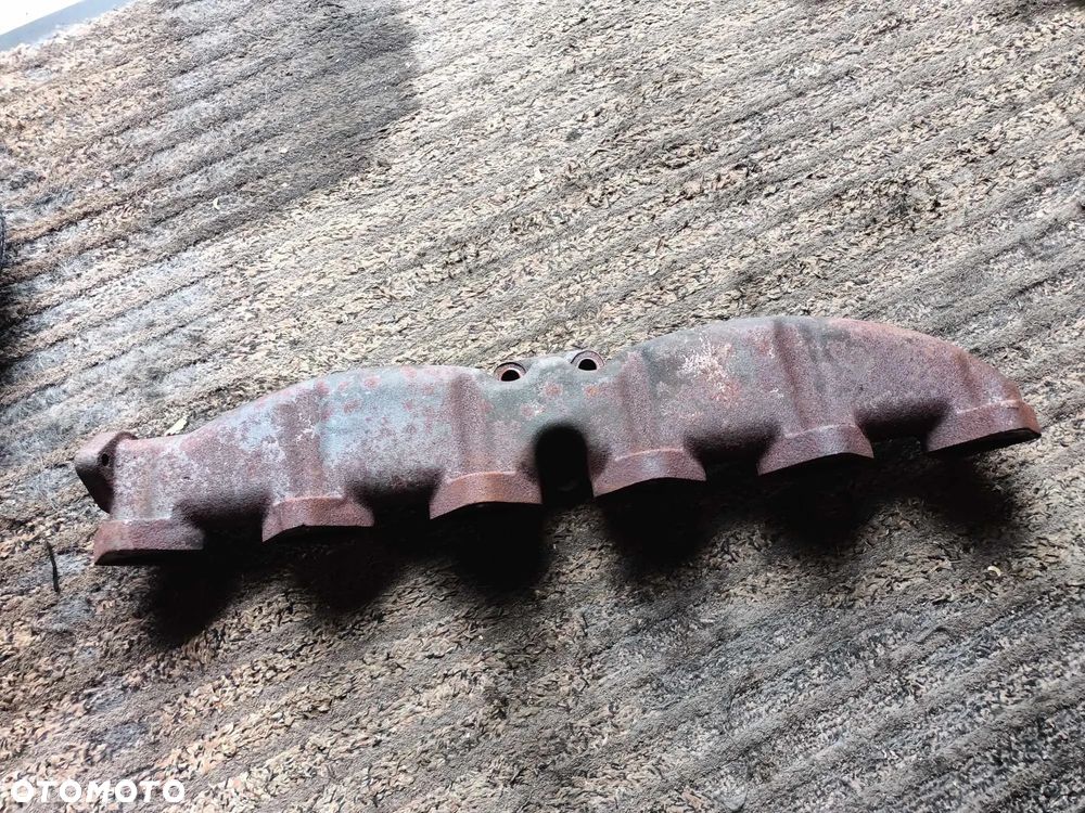 Kolektor wydechowy żeliwny BMW E60 E61 E65 E83 X3 X5  525d 530d 2.5d 3.0d M57N