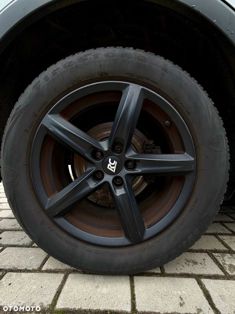 Volkswagen Tiguan - 6