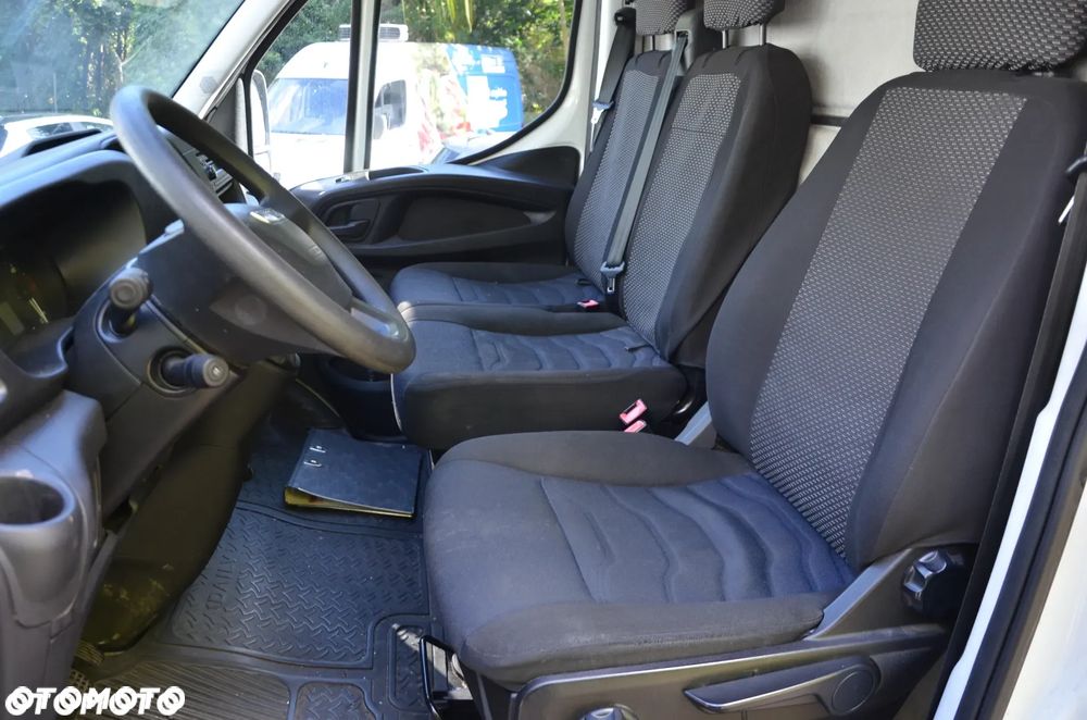 Iveco DAILY - 7