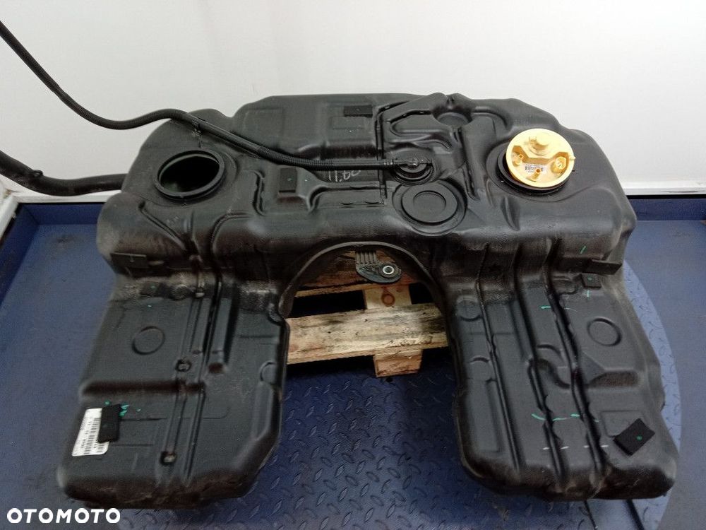 BMW X5 E70 E71 ZBIORNIK PALIWA BAK DIESEL 7164253 - 2