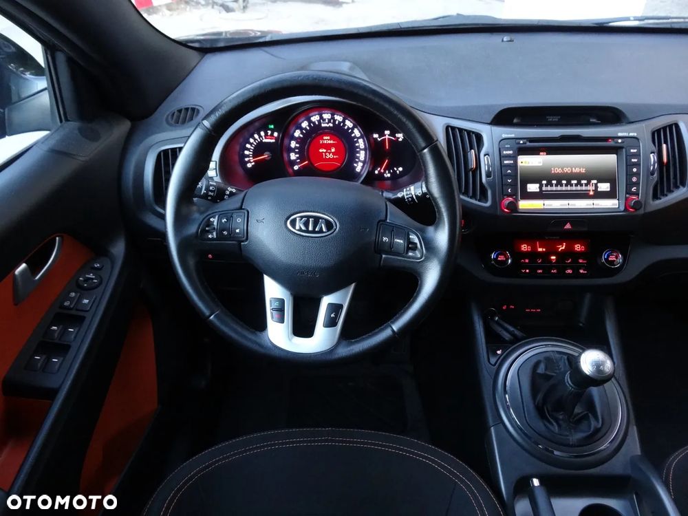 Kia Sportage 2.0 CVVT 4WD Vision - 2