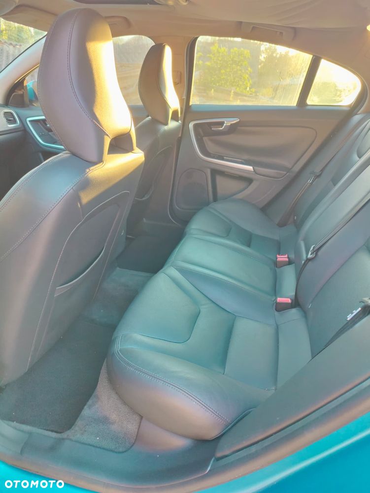 Volvo S60 T5 Drive-E Summum - 9
