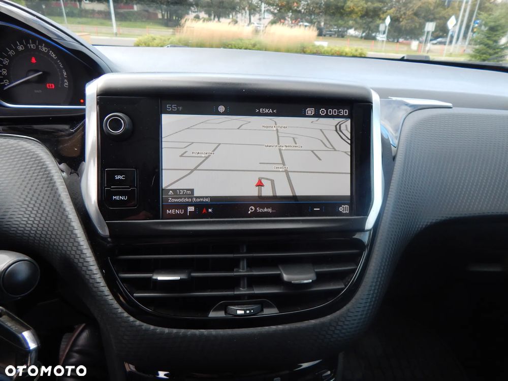Peugeot 2008 1.2 Pure Tech GPF Allure S&S - 10