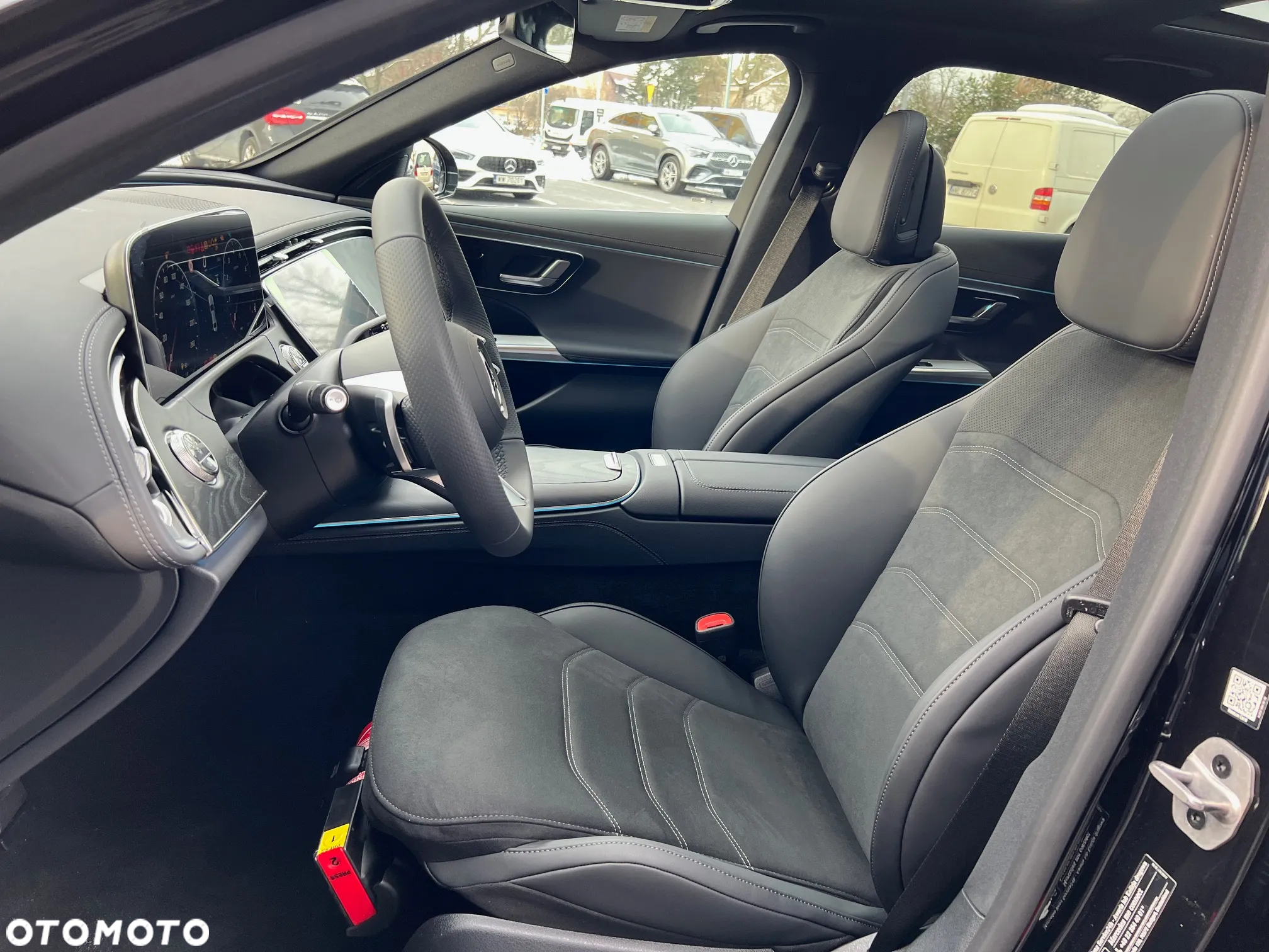 Mercedes-Benz Klasa E 200 4Matic 9G-TRONIC - 15