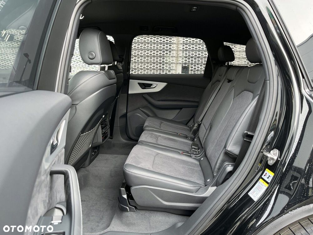 Audi Q7 - 24