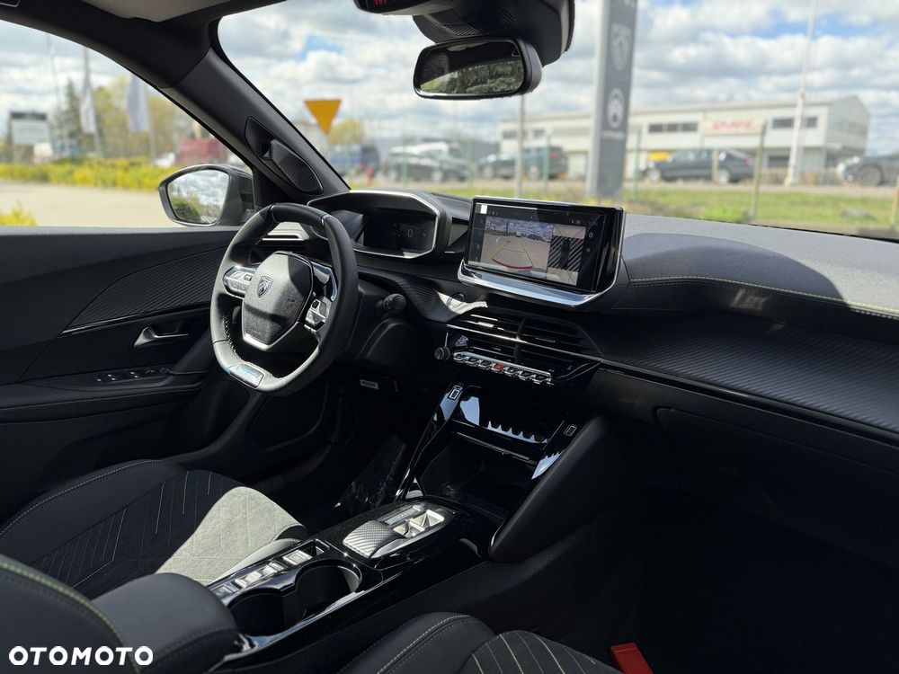 Peugeot 2008 PureTech mHEV GT E-DCS6 - 20