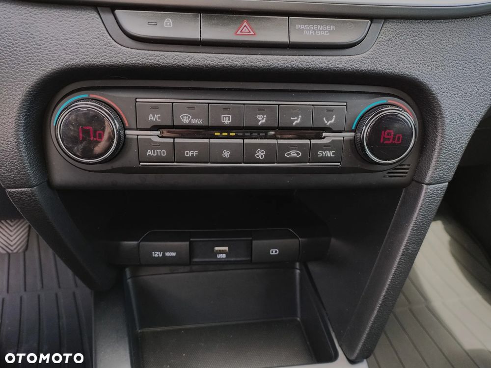 Kia Ceed 1.0 T-GDI M - 17