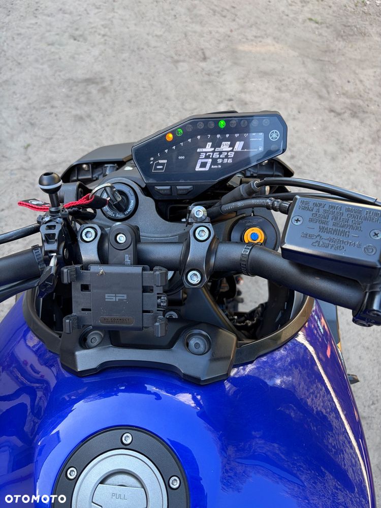 Yamaha MT - 7