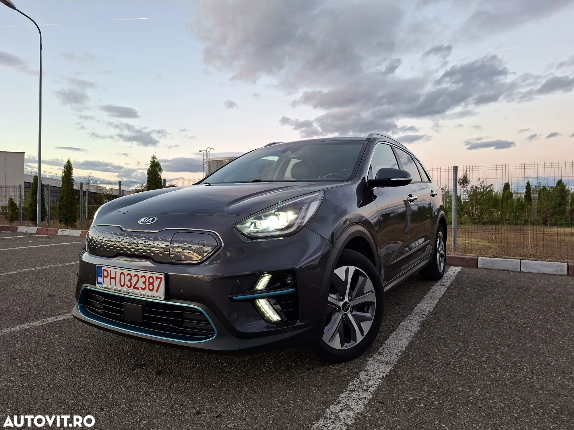 Kia Niro e-Niro 150 kW Vision - 1