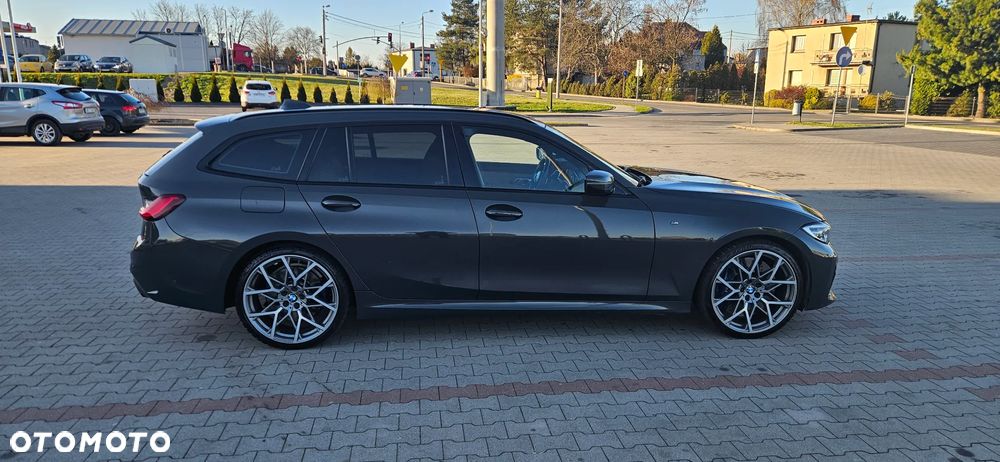 BMW Seria 3 M340i xDrive sport - 27