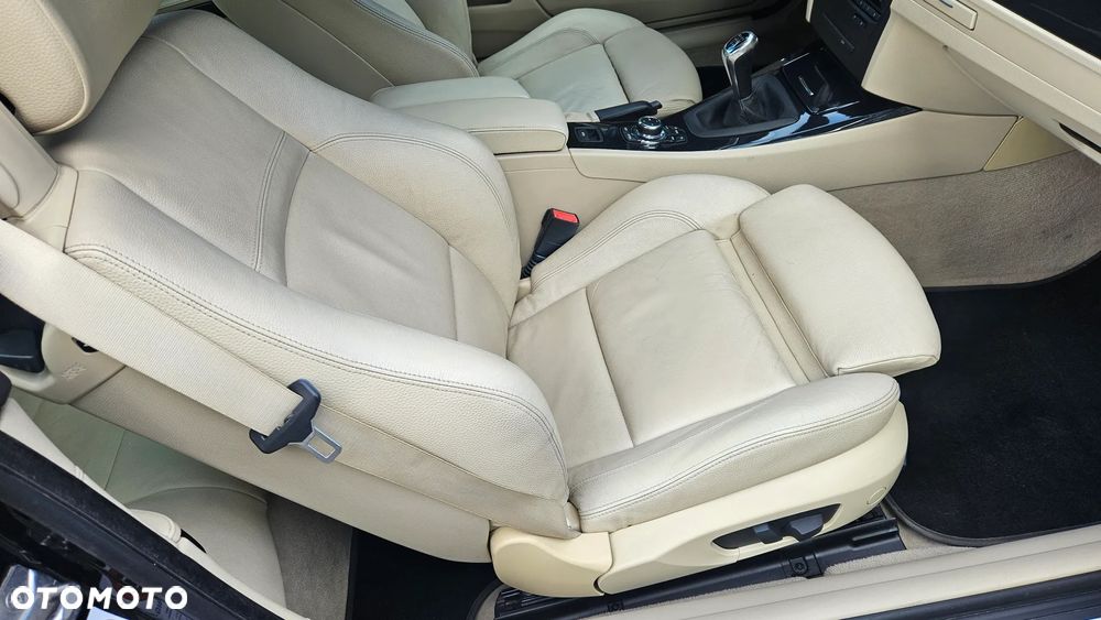 BMW Seria 3 320d DPF - 17