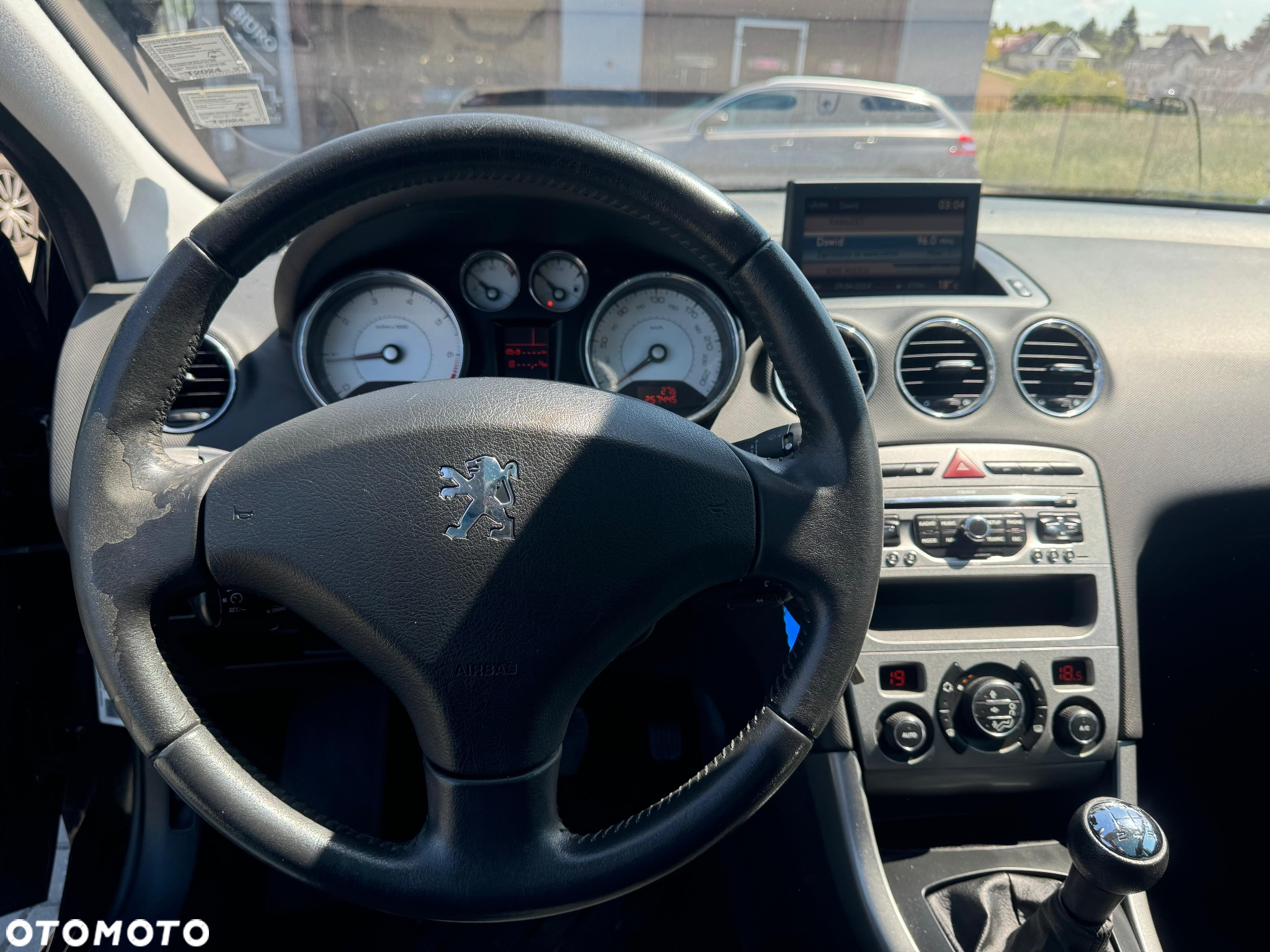 Peugeot 308 SW 120 VTi Family - 13