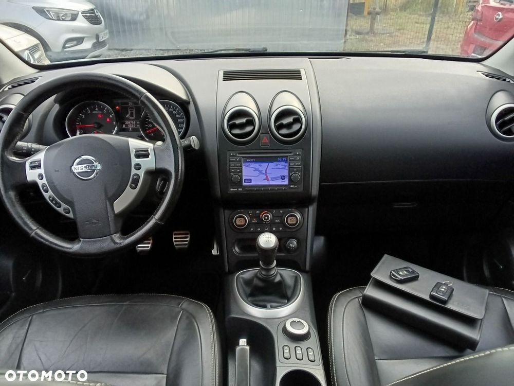 Nissan Qashqai+2 - 8