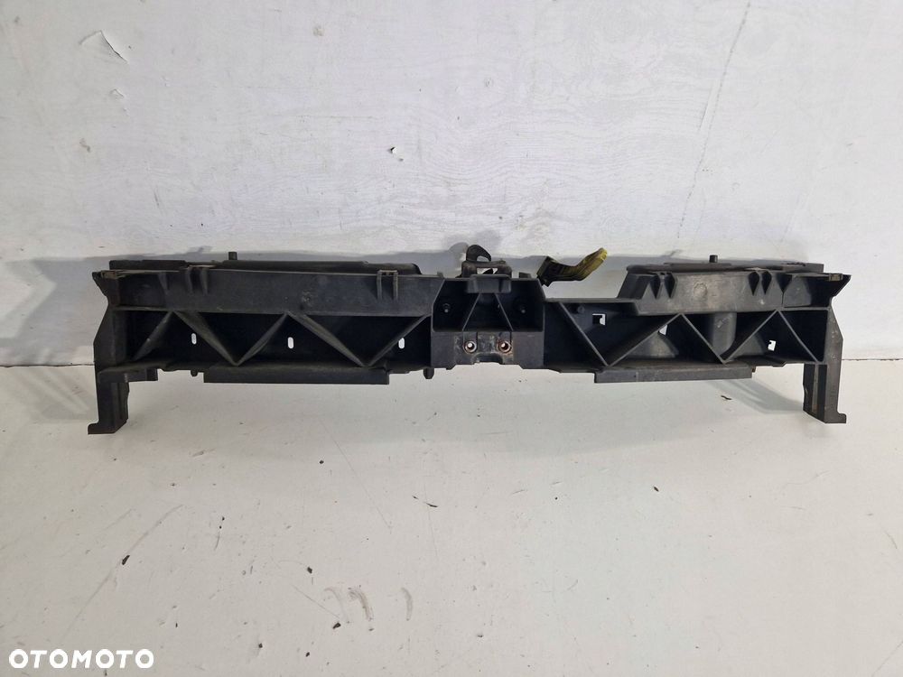 wzmocnienie pas górny zamek citroen c3 picasso eu - 1