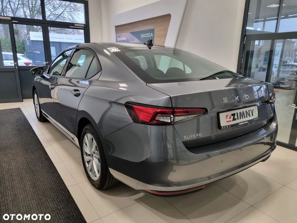 Skoda Superb 2.0 TSI Edition 130 DSG - 9