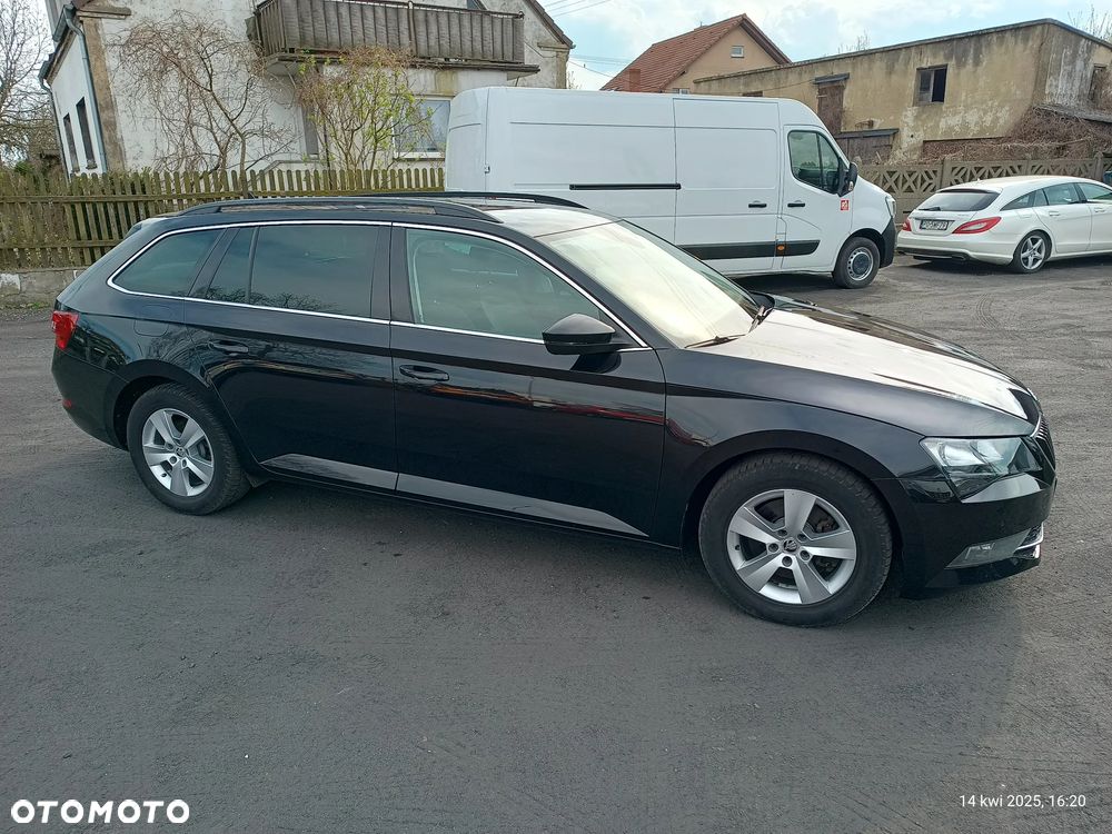 Skoda Superb 2.0 TDI Active DSG7 - 16