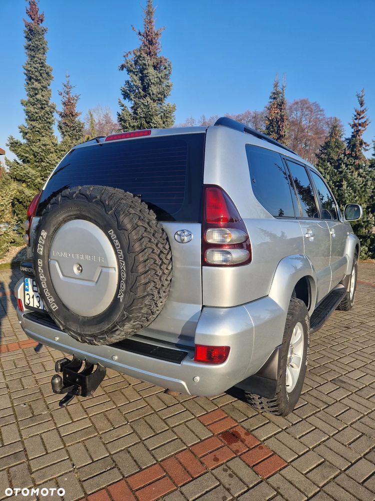 Toyota Land Cruiser - 17