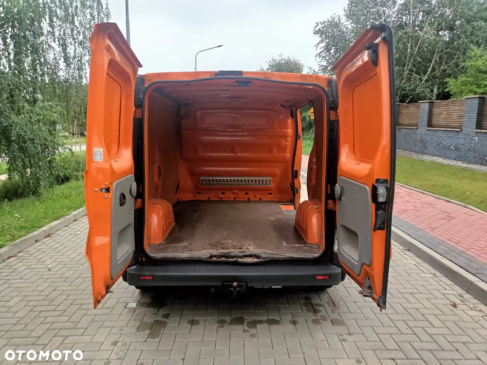 Opel Vivaro - 9