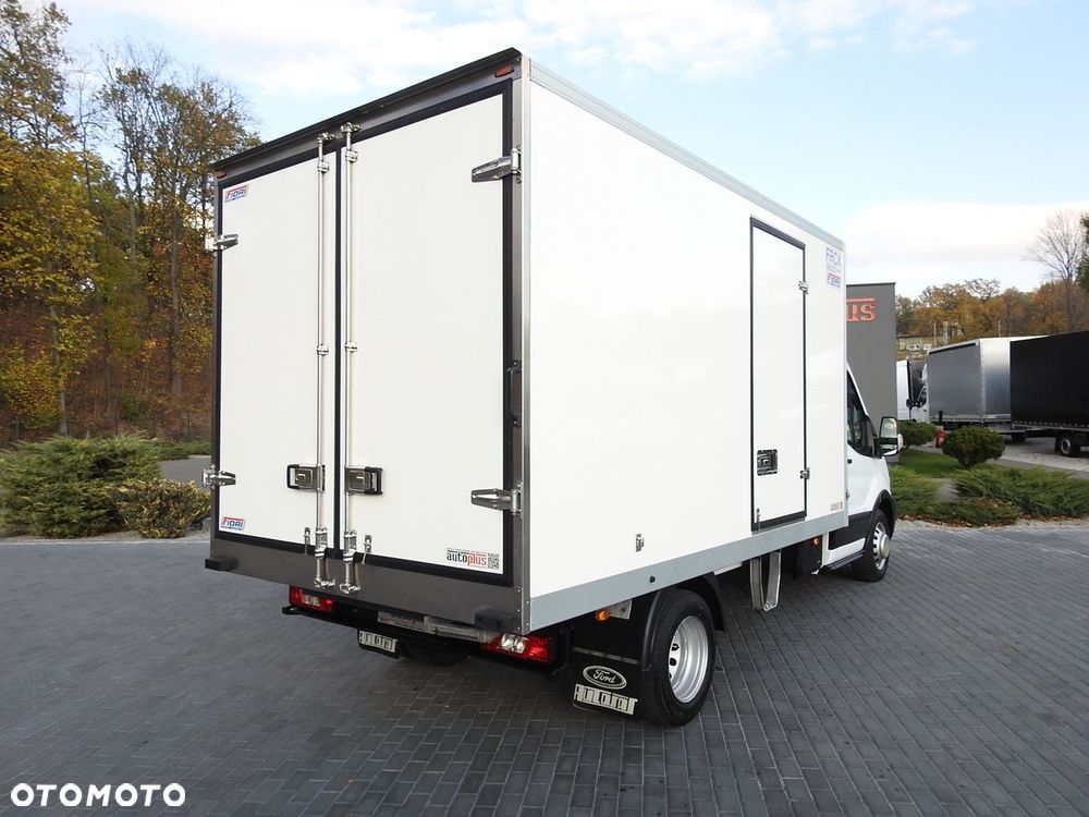Ford TRANSIT CHŁODNIA KONTENER -10*C ZASILANIE 230V TEMPOMAT KLIMATYZACJA LEDY PNEUMATYKA BLIŹNIACZE KOŁA  130KM - 4