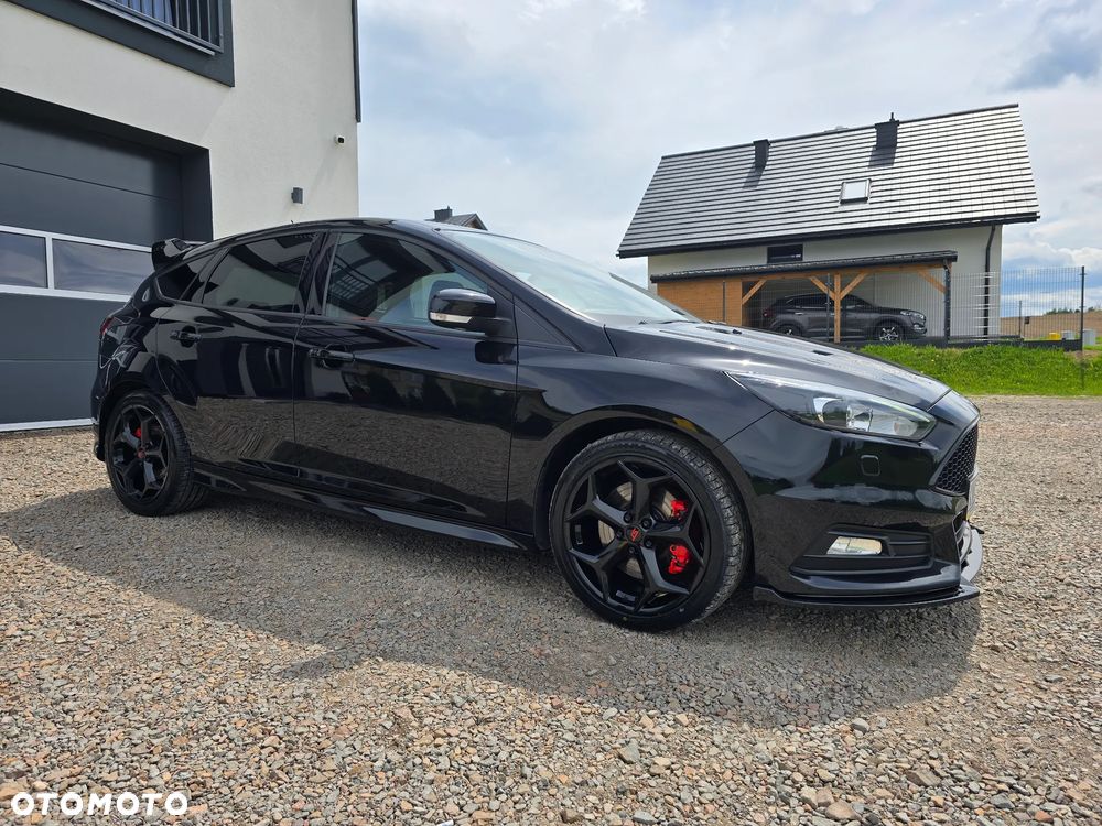 Ford Focus - 12