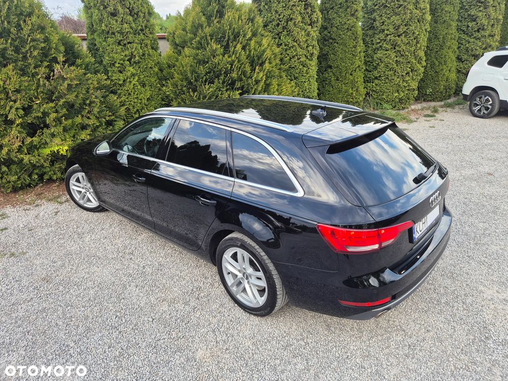 Audi A4 Avant 2.0 TDI ultra S tronic sport - 35