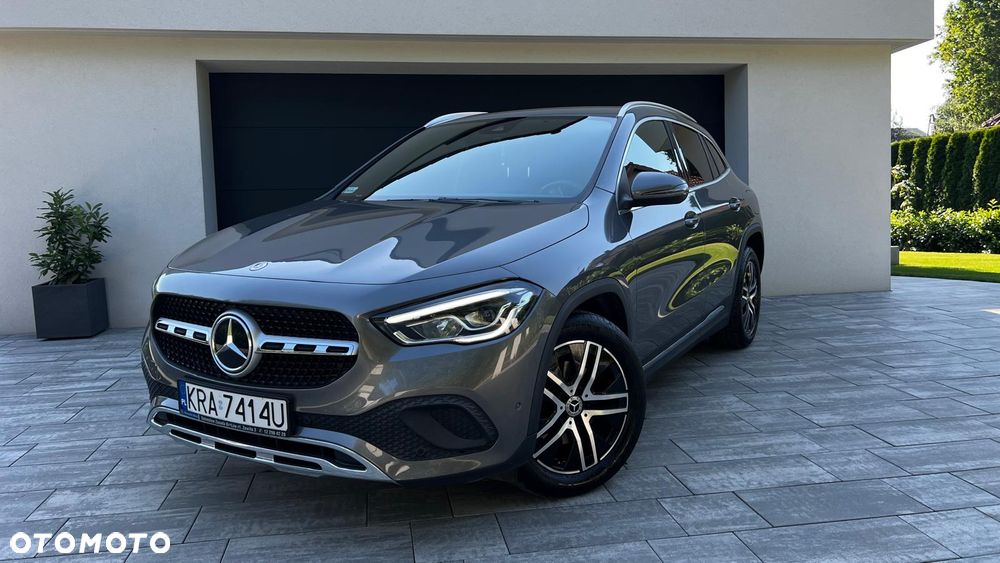 Mercedes-Benz GLA 200 - 9