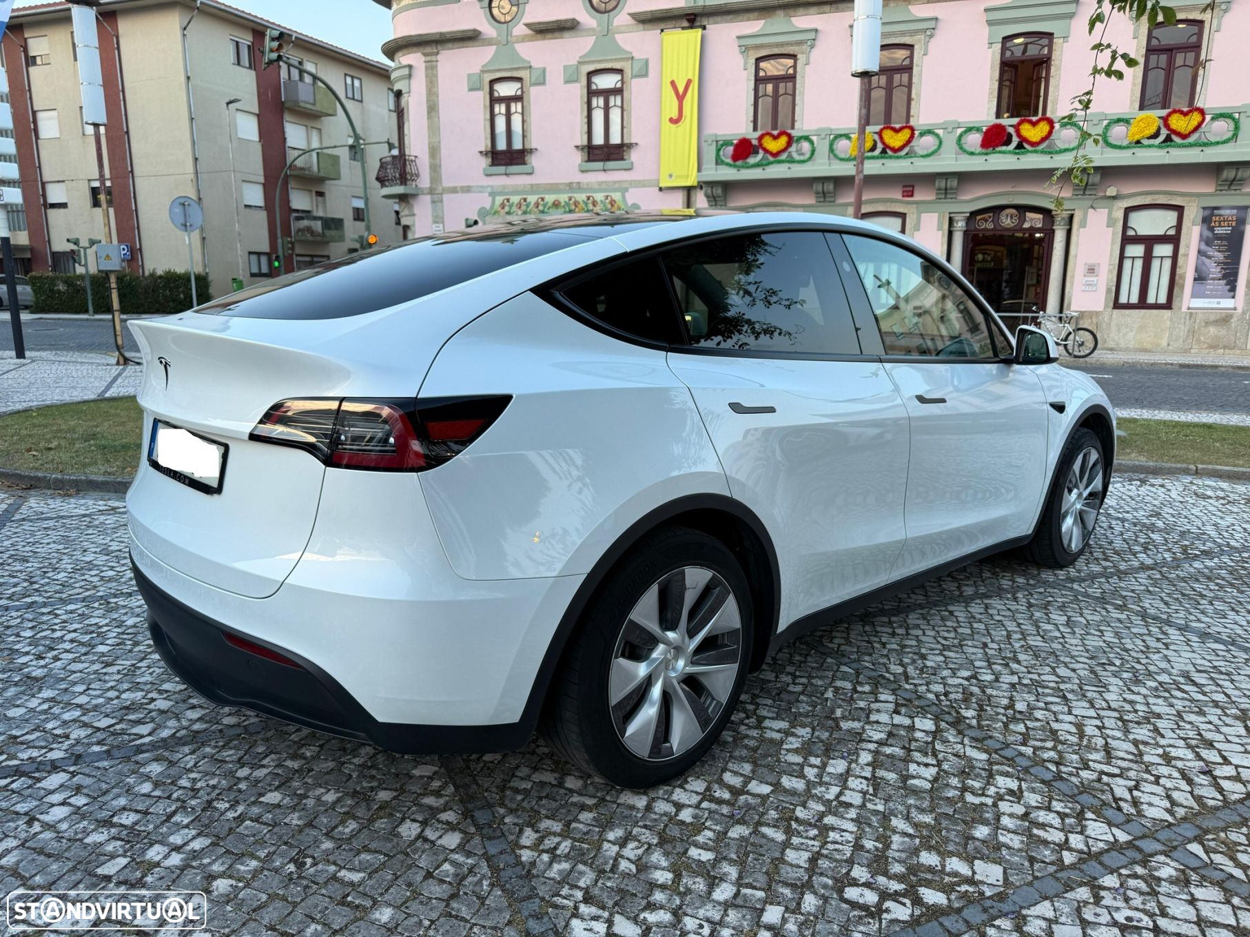 Tesla Model Y RWD - 2