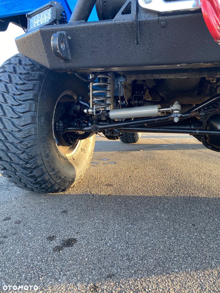 Jeep Wrangler - 17